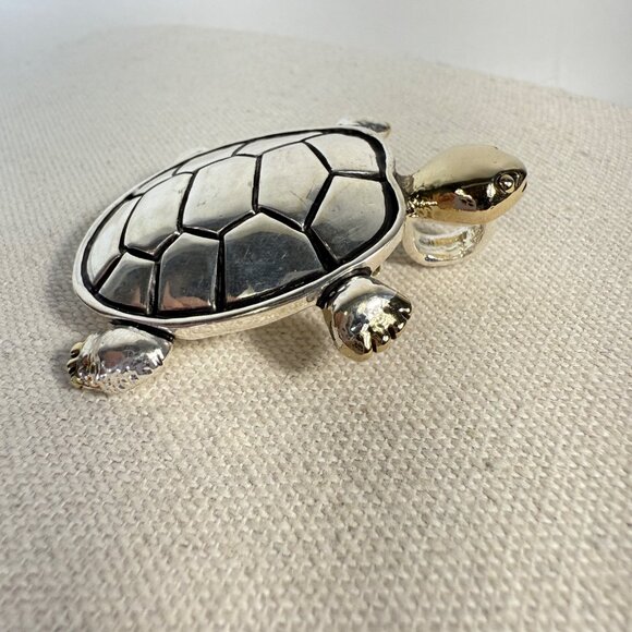 Silver & Gold Tone Turtle Brooch Pin Jewelry Accessory Statement - Picture 3 of 6